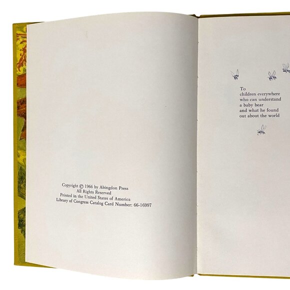 Cubby's World Story of a Baby Bear Hardcover Robbie Trent Wild Animals Vtg 60s - Picture 5 of 10